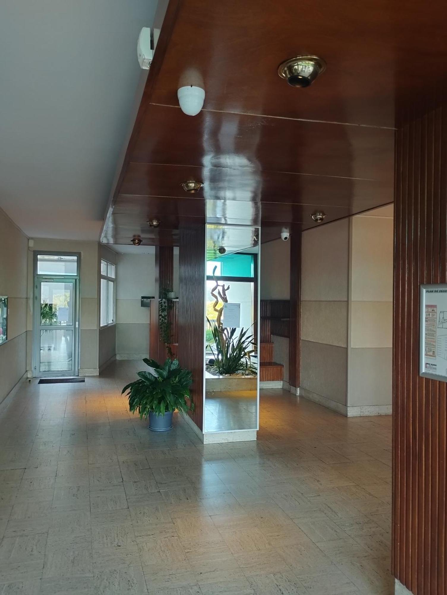 Chambrette Boulevard Des Pyrenees Hypercentre 10M Carre Wc Sur Le Palier, Porte40 По Экстерьер фото